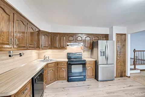 20 Fairmount Ave, Edison, NJ 08820 photo 17