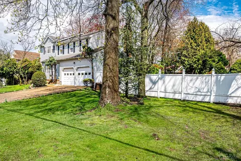 20 Fairmount Ave, Edison, NJ 08820 photo 3