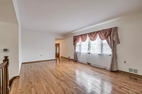 20 Fairmount Ave, Edison, NJ 08820 photo 9