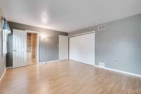 20 Fairmount Ave, Edison, NJ 08820 photo 33