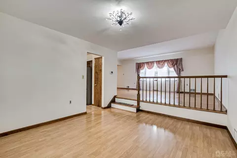 20 Fairmount Ave, Edison, NJ 08820 photo 13