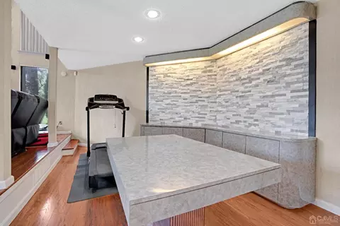 472 Westgate Dr, Edison, NJ 08820 photo 12