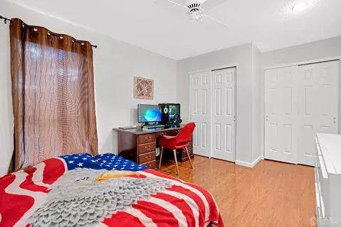 472 Westgate Dr, Edison, NJ 08820 photo 19