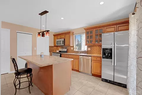 472 Westgate Dr, Edison, NJ 08820 photo 8