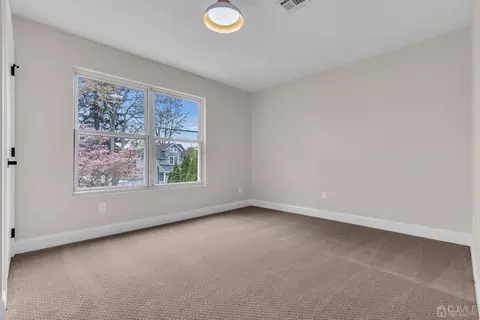 204 Stephenson Ave, Middlesex, NJ 08846 photo 24