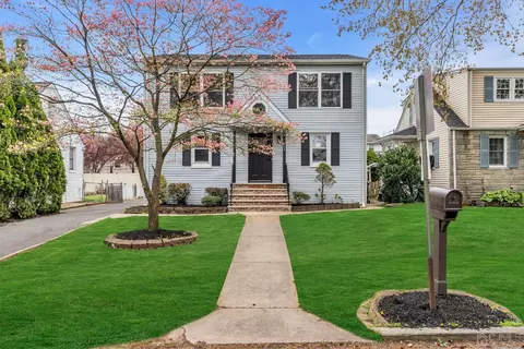 204 Stephenson Ave, Middlesex, NJ 08846 photo 1