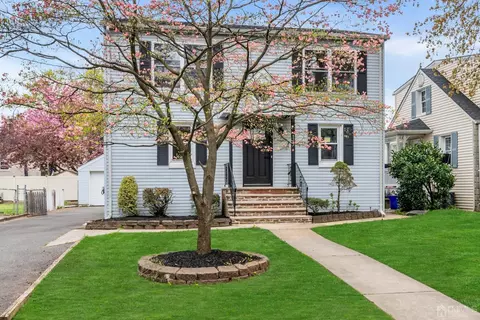 204 Stephenson Ave, Middlesex, NJ 08846 photo 3