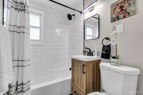 204 Stephenson Ave, Middlesex, NJ 08846 photo 16