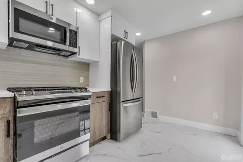 204 Stephenson Ave, Middlesex, NJ 08846 photo 18