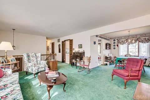 30 Baltic St, Edison, NJ 08820 photo 11