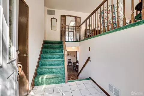 30 Baltic St, Edison, NJ 08820 photo 7