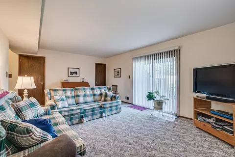 30 Baltic St, Edison, NJ 08820 photo 32