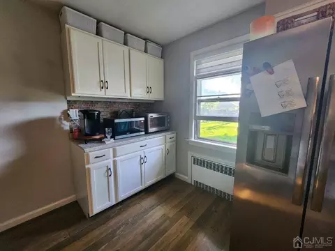 10 Candy Ct, Edison, NJ 08817 photo 4