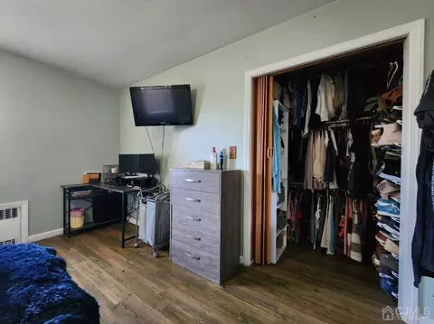 10 Candy Ct, Edison, NJ 08817 photo 16
