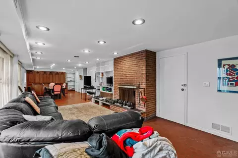 308 N Eighth Ave, Edison, NJ 08817 photo 16