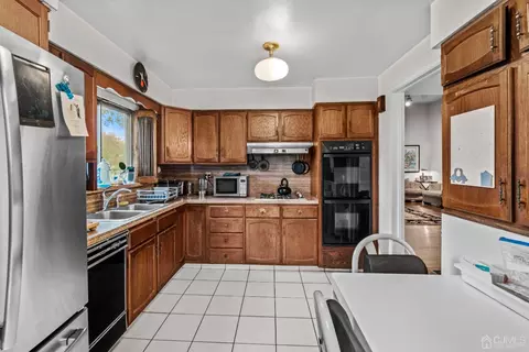 308 N Eighth Ave, Edison, NJ 08817 photo 8