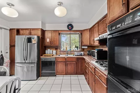 308 N Eighth Ave, Edison, NJ 08817 photo 7