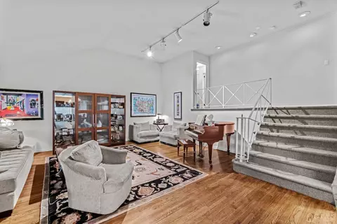308 N Eighth Ave, Edison, NJ 08817 photo 4