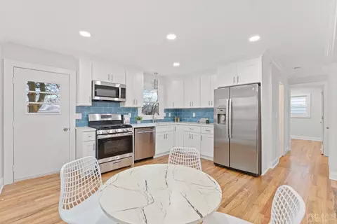 40 Taft Ave, Edison, NJ 08817 photo 6