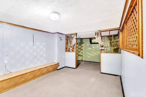 41 Howard Ave, Edison, NJ 08837 photo 17