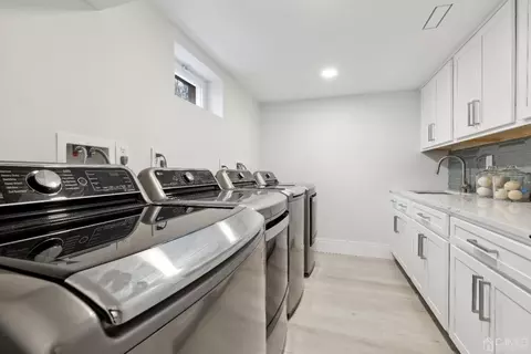 13 Brookfall Rd, Edison, NJ 08817 photo 23