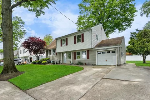 14 Meyer Rd, Edison, NJ 08817 photo 2