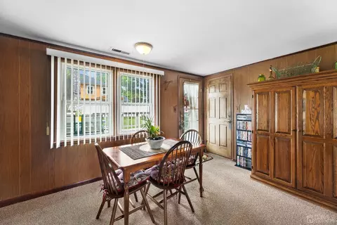 14 Meyer Rd, Edison, NJ 08817 photo 10