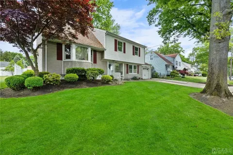 14 Meyer Rd, Edison, NJ 08817 photo 3