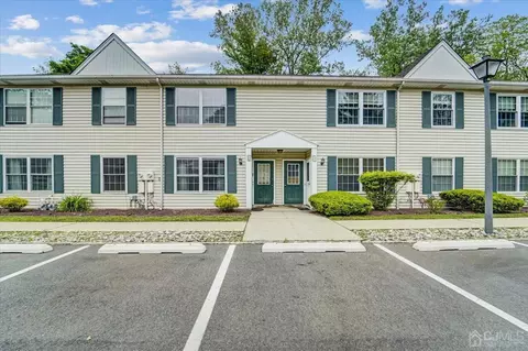 33 Hanover Sq #E, Middlesex, NJ 08846 photo 15