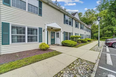 33 Hanover Sq #E, Middlesex, NJ 08846 photo 16