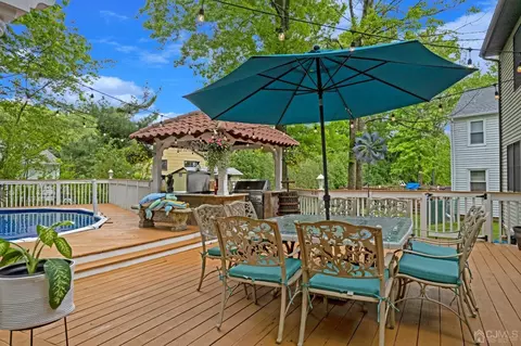 2 Roberta Ct, Edison, NJ 08820 photo 37