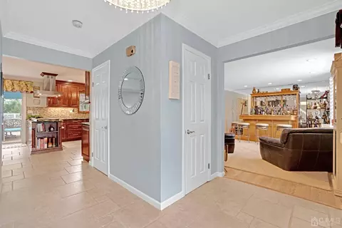 2 Roberta Ct, Edison, NJ 08820 photo 8