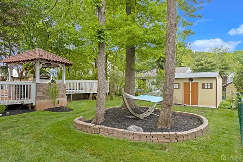 2 Roberta Ct, Edison, NJ 08820 photo 43