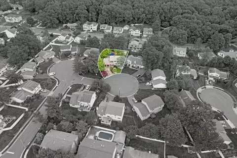 2 Roberta Ct, Edison, NJ 08820 photo 47