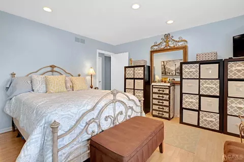2 Roberta Ct, Edison, NJ 08820 photo 29