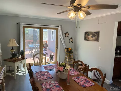 112 Cap Ln, Middlesex, NJ 08846 photo 12