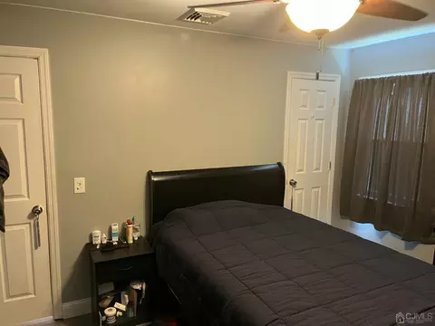 112 Cap Ln, Middlesex, NJ 08846 photo 21