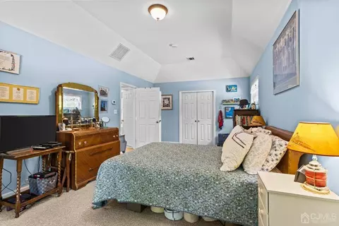 8 Cherry Tree Ln, Middletown, NJ 07748 photo 14