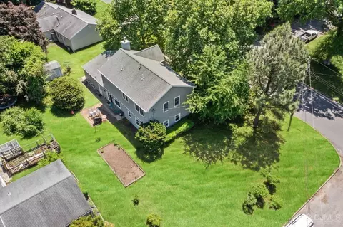 8 Cherry Tree Ln, Middletown, NJ 07748 photo 31