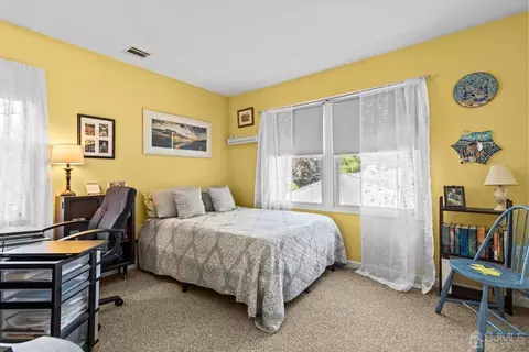 8 Cherry Tree Ln, Middletown, NJ 07748 photo 22