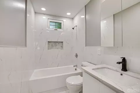 8 Amman Rd, Edison, NJ 08817 photo 36