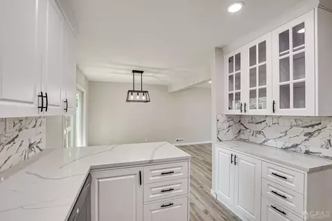 8 Amman Rd, Edison, NJ 08817 photo 25