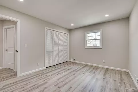 8 Amman Rd, Edison, NJ 08817 photo 31