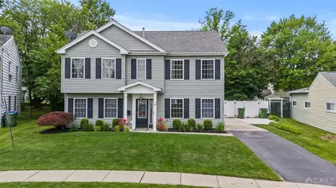 14 Baxter Rd, Edison, NJ 08817 photo 1