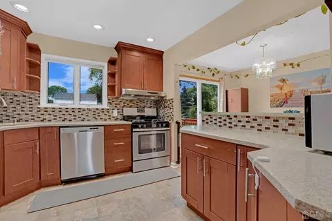 15 Brian Rd, Edison, NJ 08817 photo 6