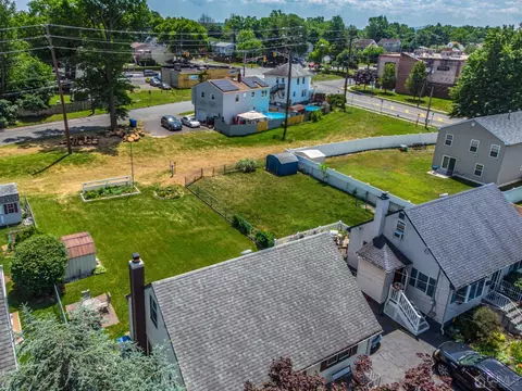 17 Meade St, Sewaren, NJ 07077 photo 29
