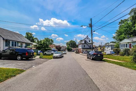 17 Meade St, Sewaren, NJ 07077 photo 26