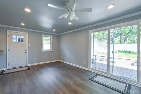 48 Markham Rd, Edison, NJ 08817 photo 14