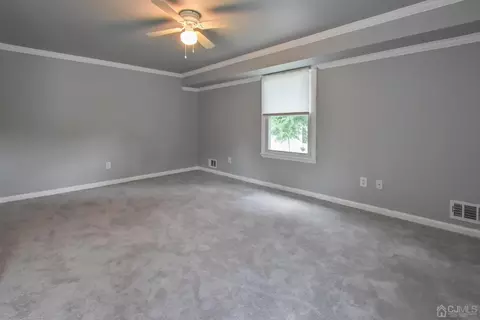 48 Markham Rd, Edison, NJ 08817 photo 20