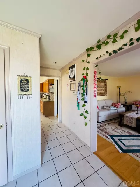 38 Ned Ct, Sewaren, NJ 07077 photo 6